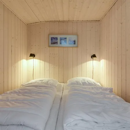 Sibbi - 300m From The Sea By Interhome Feriehus *