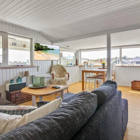 Sibbi - 300m From The Sea By Interhome