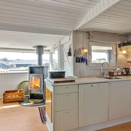 Sibbi - 300m From The Sea By Interhome Feriehus *
