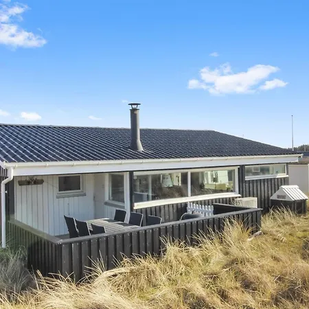 Sibbi - 300m From The Sea By Interhome *