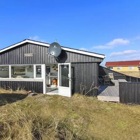 Sibbi - 300m From The Sea By Interhome